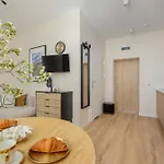Luxury Barnim Veron By Bookinghost Apartment Stettin