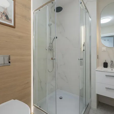 Luxury Barnim Veron By Bookinghost * Stettin
