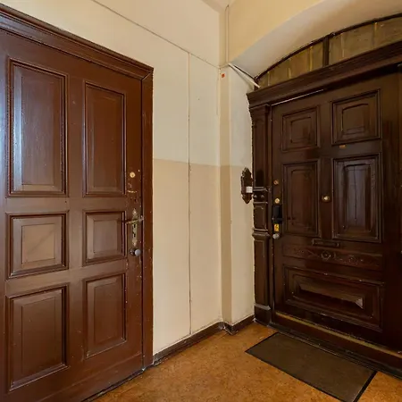 Apartment Luxury Barnim Veron By Bookinghost