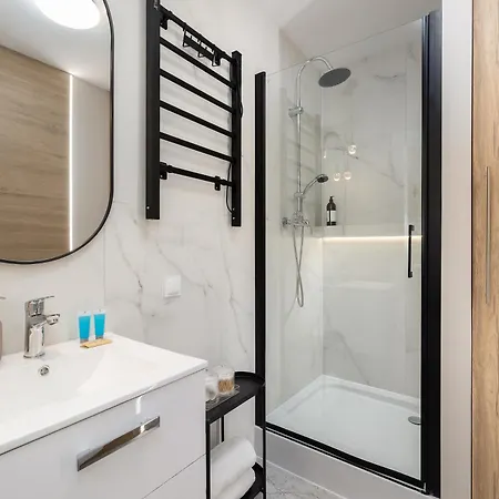 Apartment Luxury Barnim Veron By Bookinghost Stettin